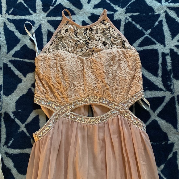 Three dresses one vintage two brand new. Prom dresses. - Picture 2 of 3